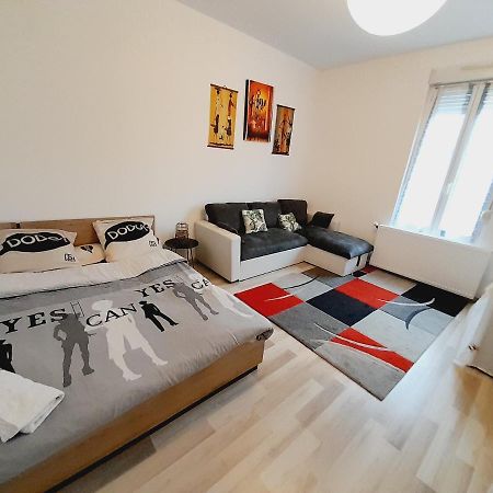 Une Chambre De 20M2 Chez Les Habitants Dieppe Exterior foto