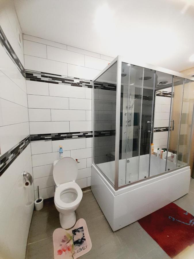 Une Chambre De 20M2 Chez Les Habitants Dieppe Exterior foto
