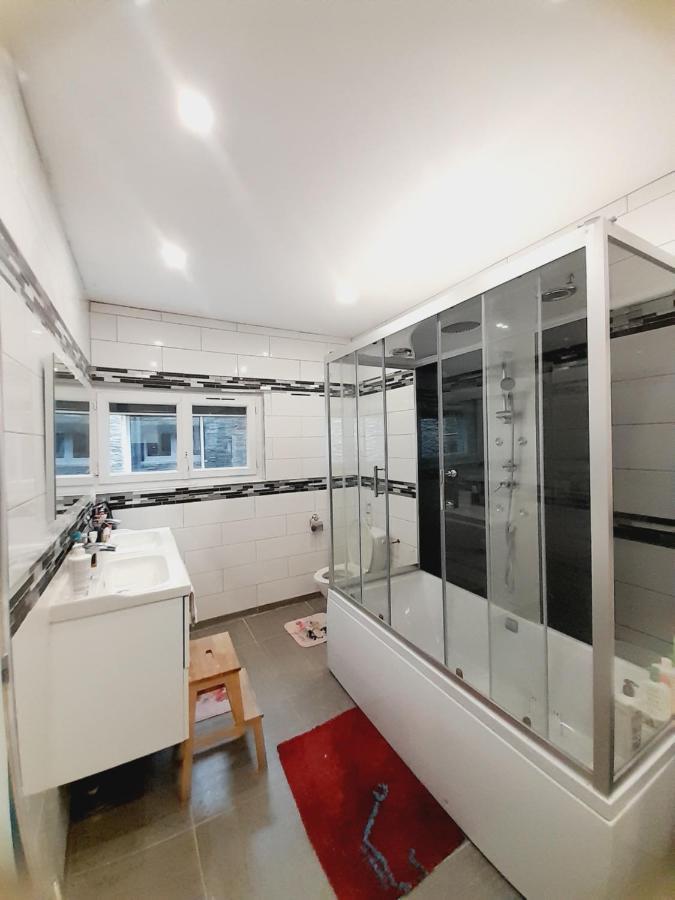Une Chambre De 20M2 Chez Les Habitants Dieppe Exterior foto